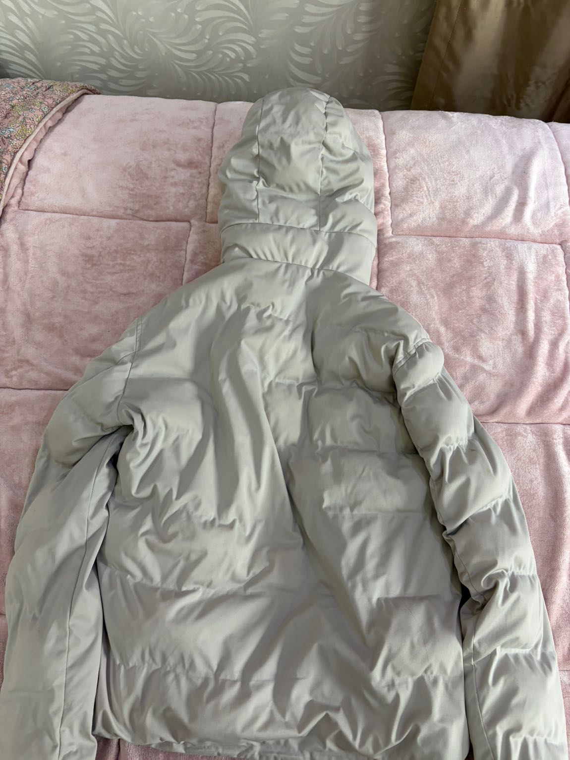 Kapüşonlu Mont — görsel 4/4