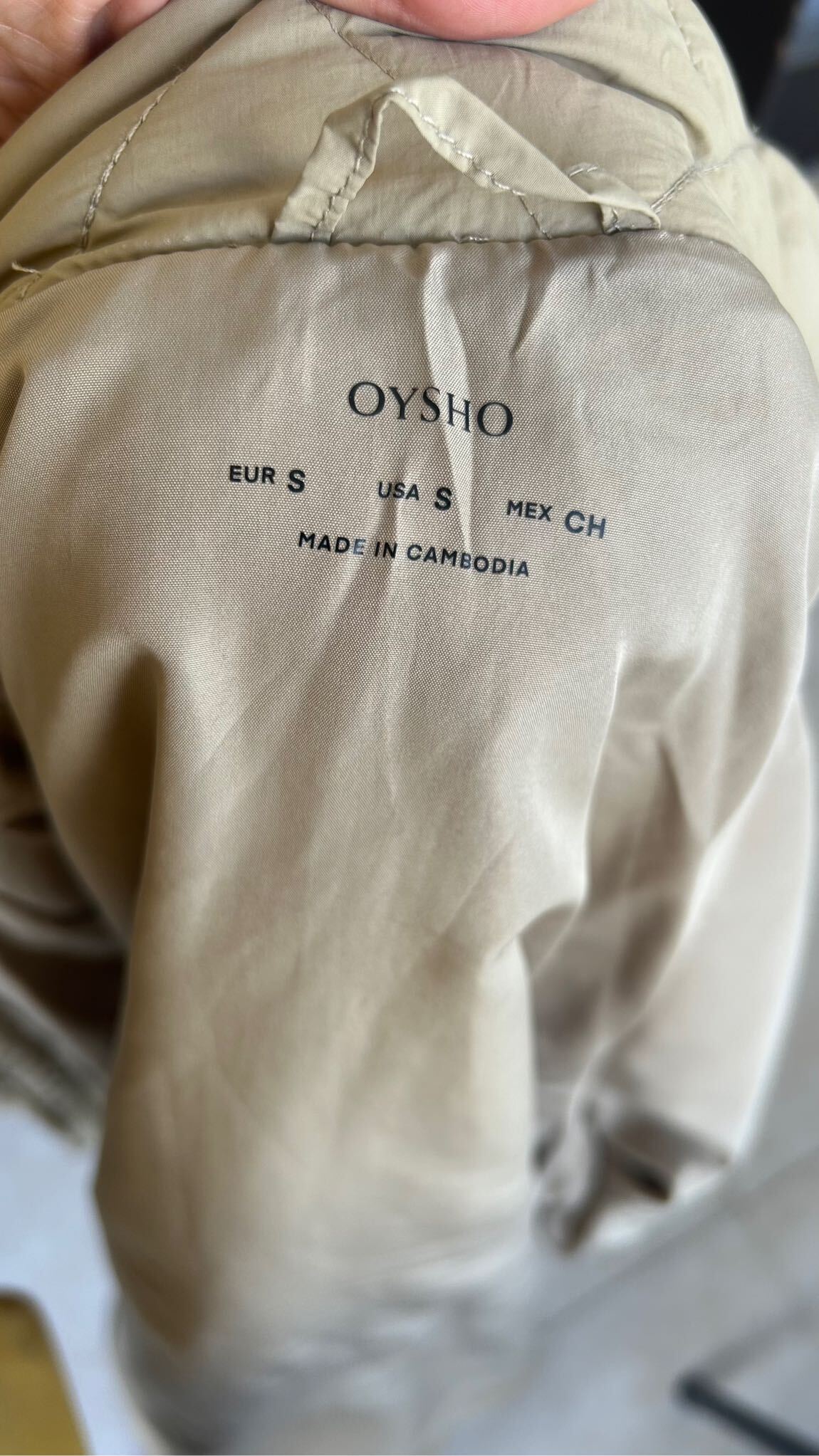 Oysho Kapüşonlu Mont — görsel 5/5