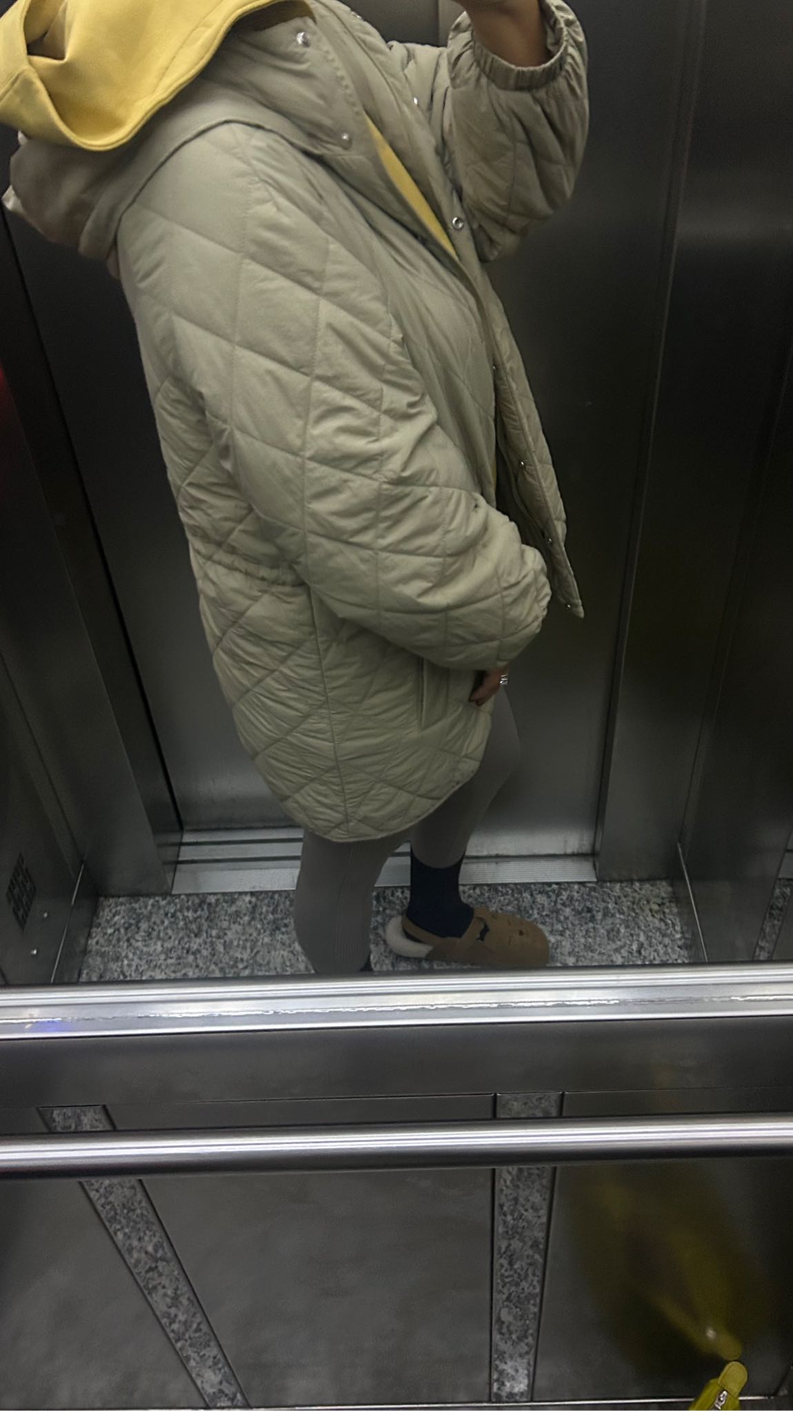 Oysho Kapüşonlu Mont — görsel 4/5