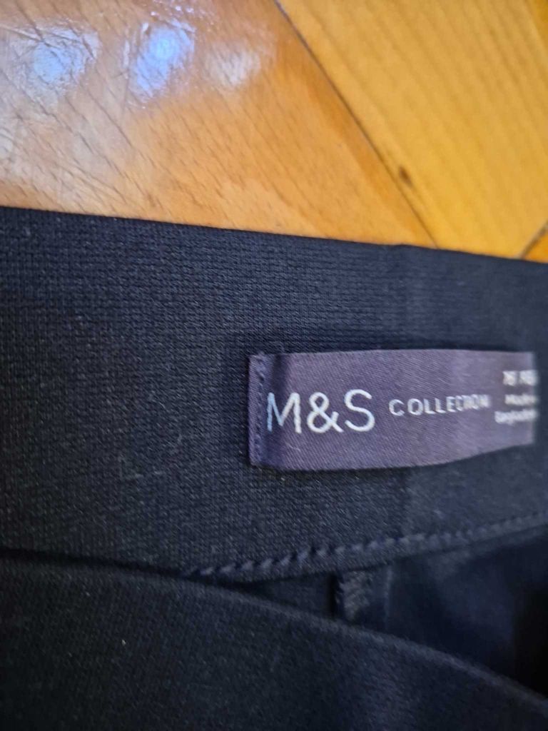 M&S Siyah Geniş Paça Pantolon — görsel 3/4