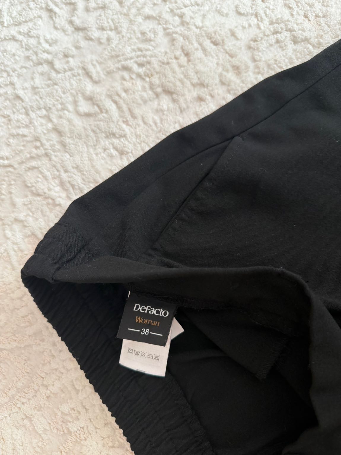 Siyah Kumaş Pantolon — görsel 2/4