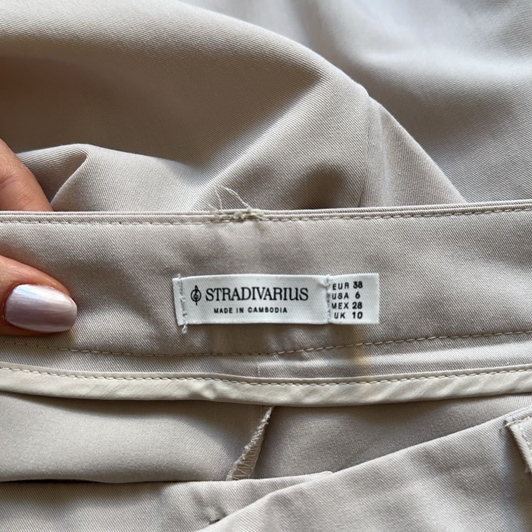 Stradivarius Krem Kumaş Pantolon — görsel 3/3