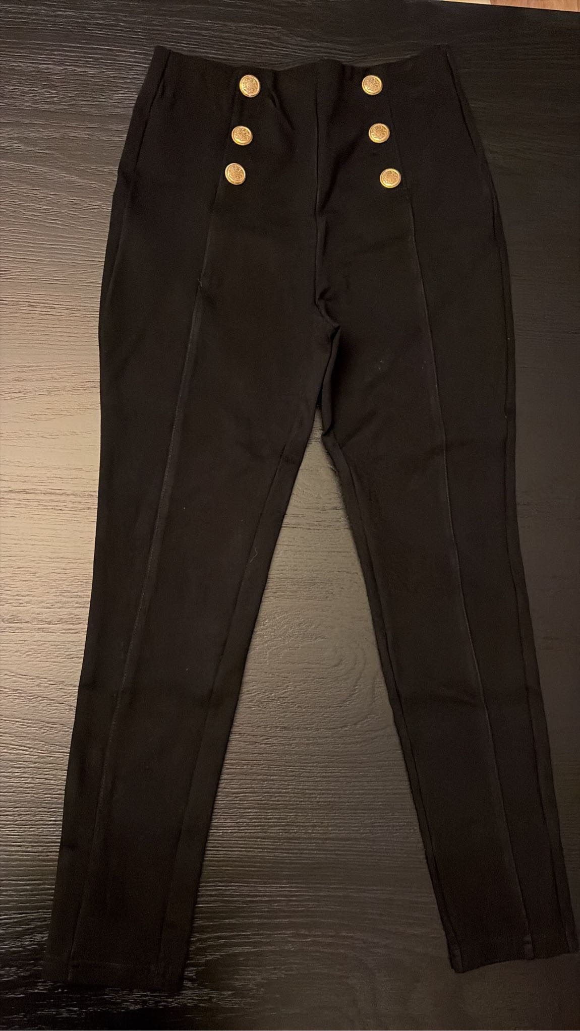 Zara Siyah Düğme Detaylı Pantolon — görsel 2/4
