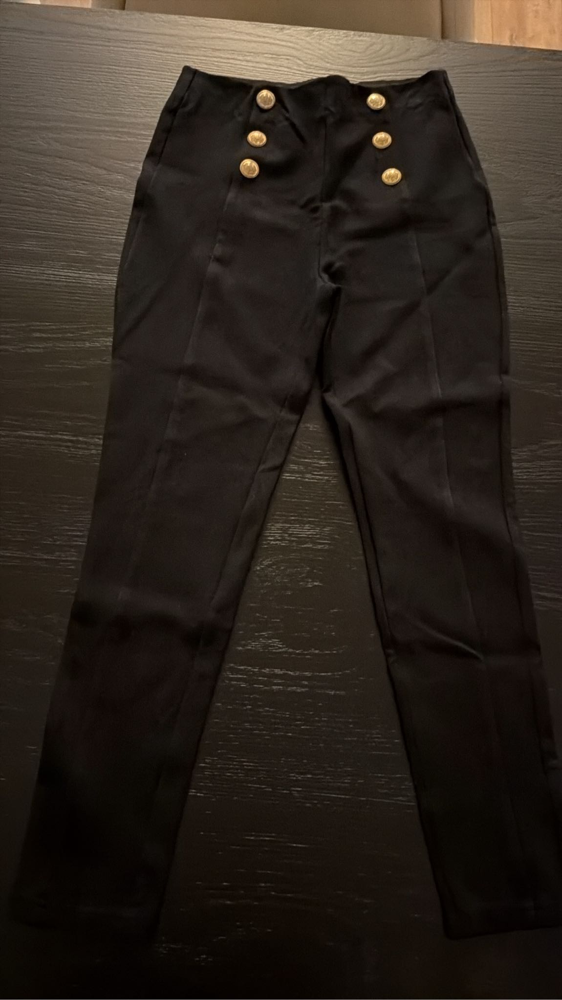 Zara Siyah Düğme Detaylı Pantolon — görsel 3/4