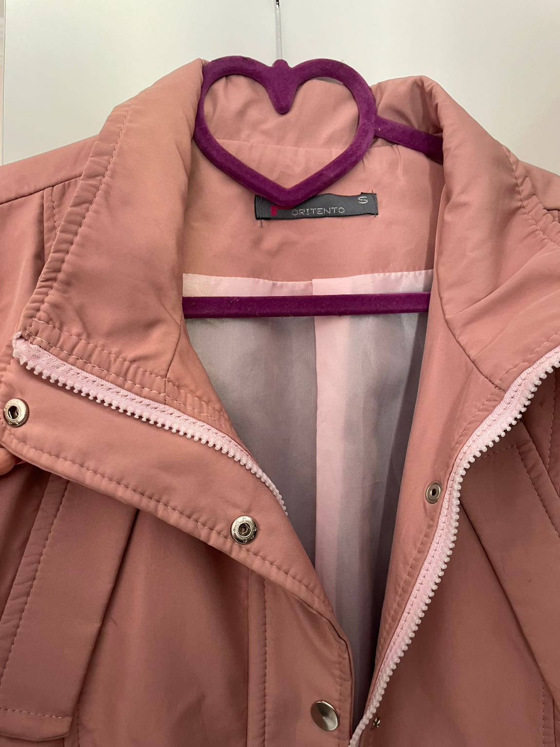 Pembe Rüzgarlık — görsel 2/4