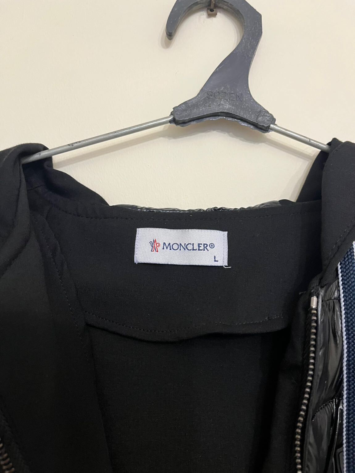 Moncler Kapüşonlu Mont — görsel 3/6