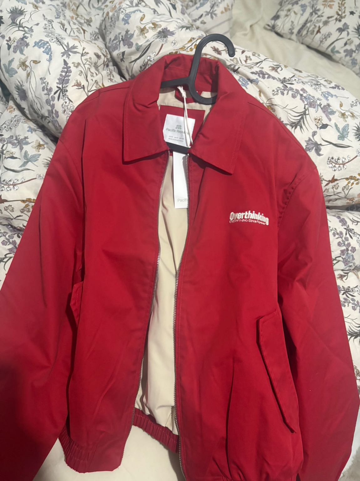 Pull & Bear Kırmızı Spor Mont — görsel 2/4