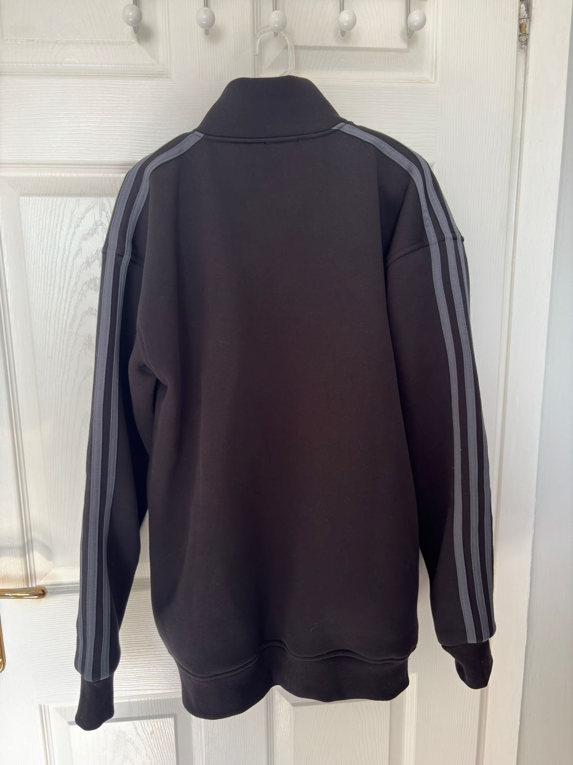 Adidas Siyah 3 çizgi hırka — görsel 2/2