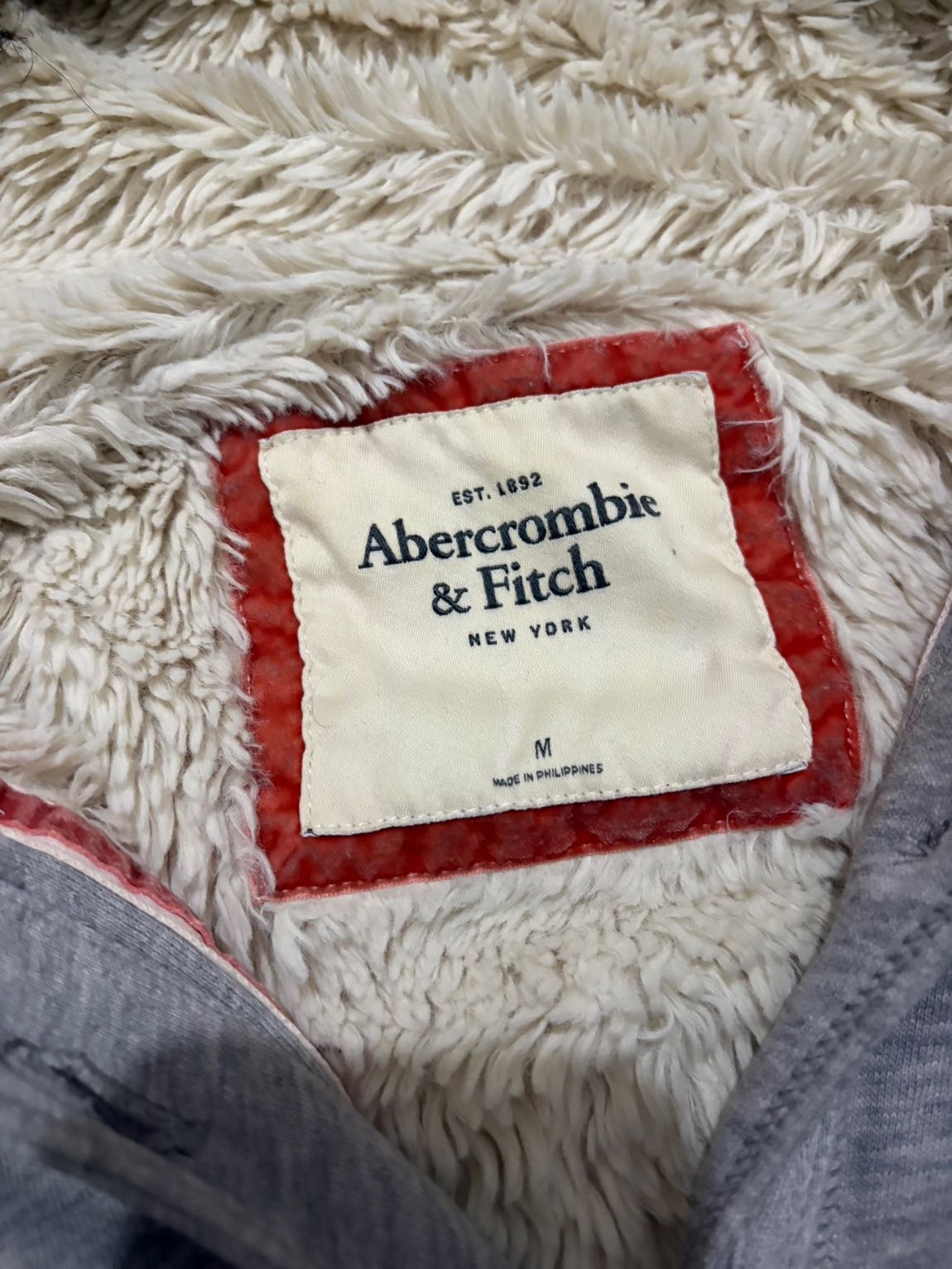 Abercrombie kúrklu fur y2k sweatshirt — görsel 3/12