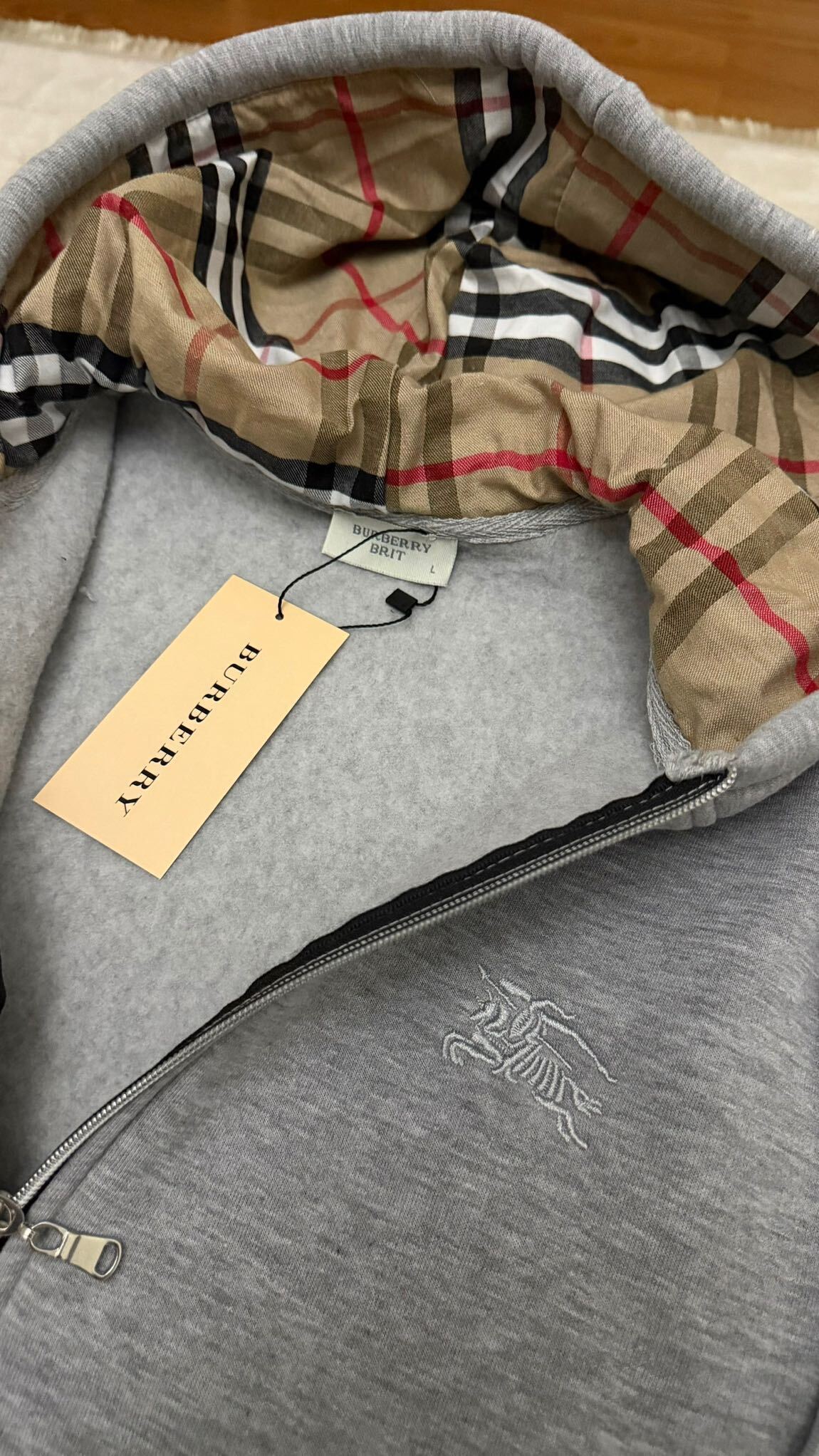 BURBERRY HIRKA — görsel 4/4