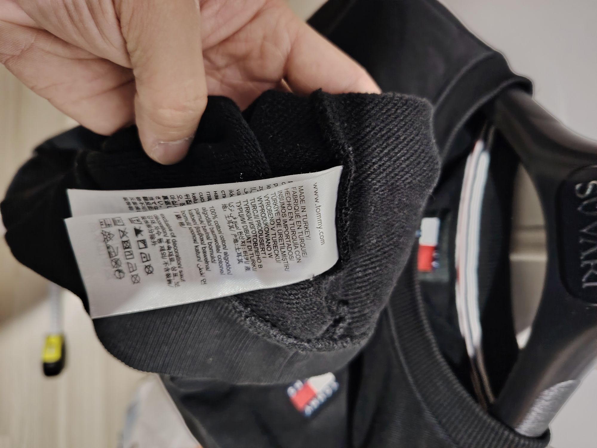 Tommy Jeans Siyah Sweatshirt — görsel 2/5