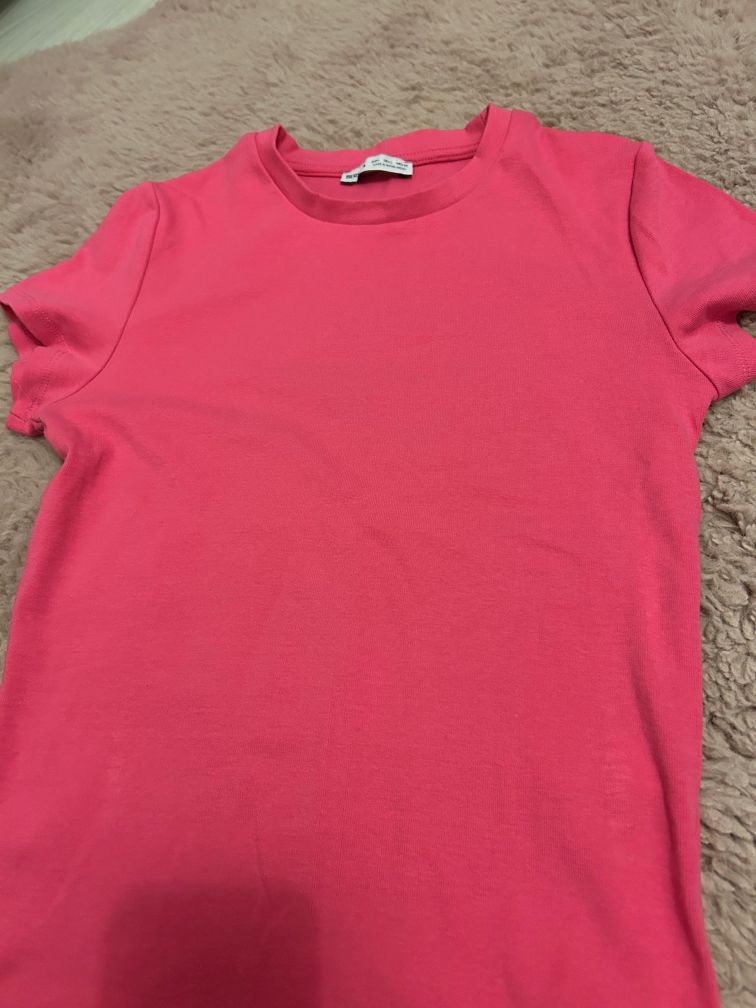 Pembe Bisiklet Yaka Tişört — görsel 3/4