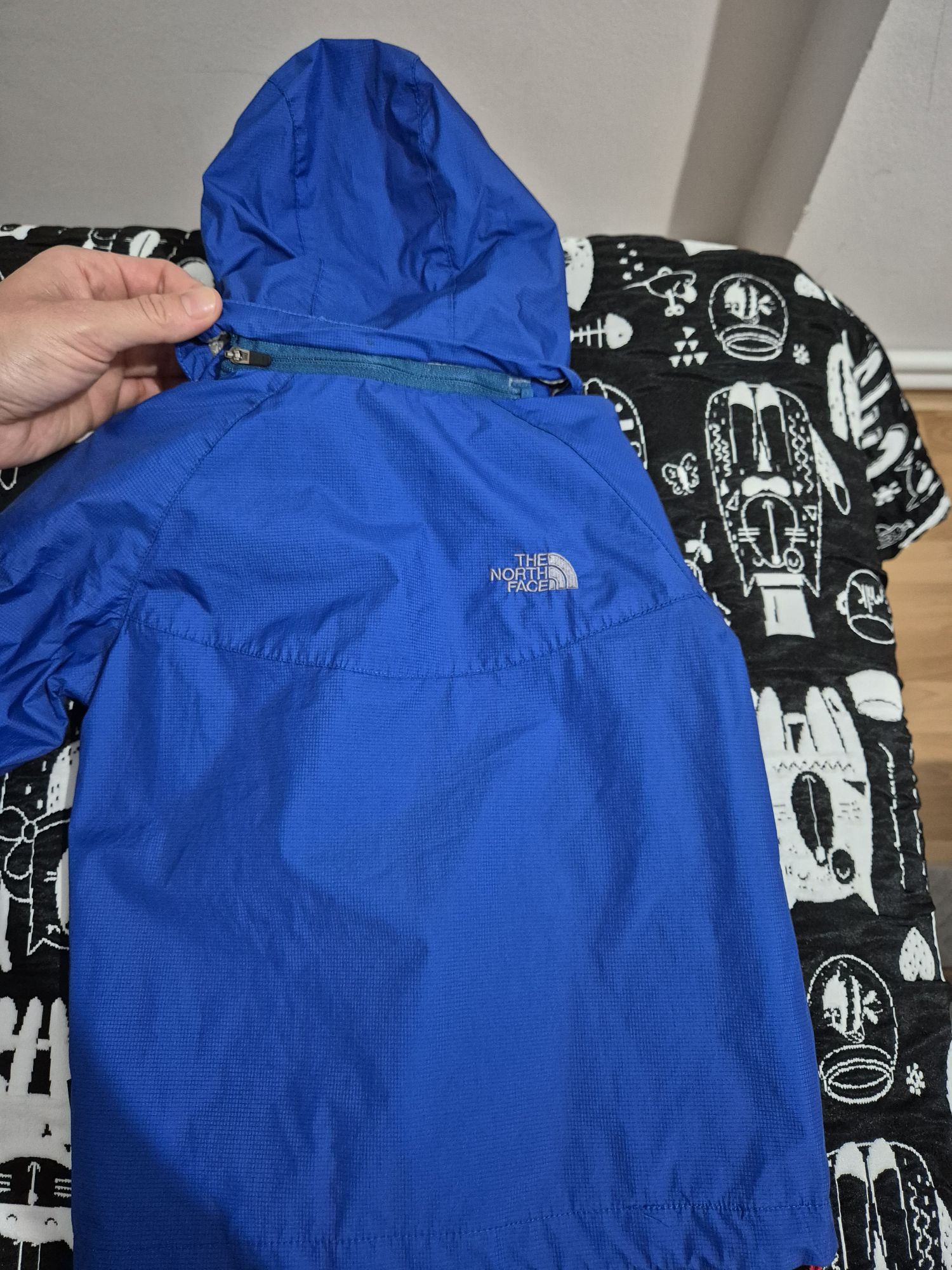 The North Face Mavi Yağmurluk — görsel 4/4