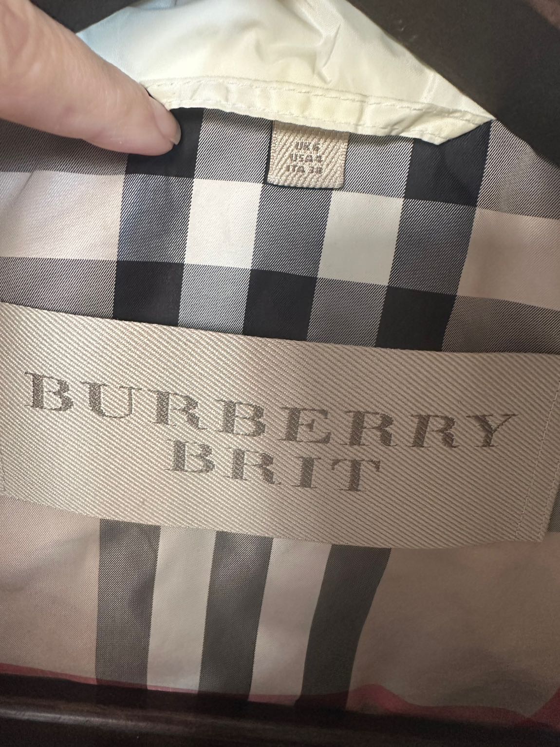 Burberry Yağmurluk — görsel 6/13