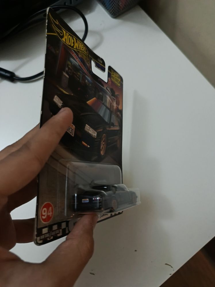 Hot Wheels Nissan Skyline RS (KDR30) — görsel 3/3