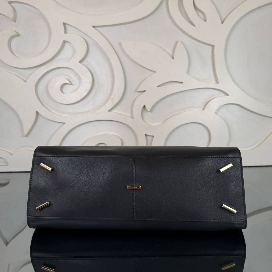 Salvatore Ferragamo Hug Soft Bag — görsel 8/15
