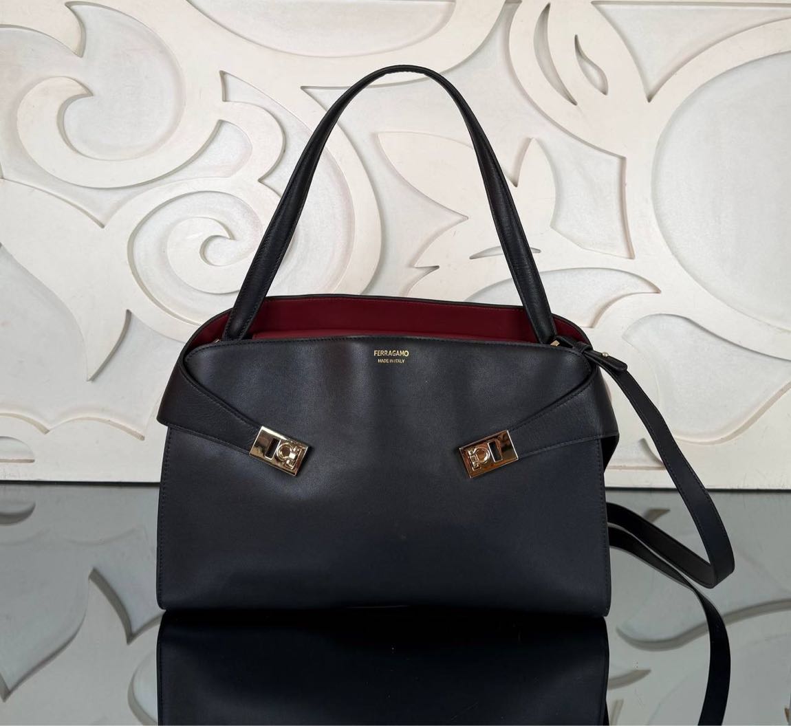 Salvatore Ferragamo Hug Soft Bag — görsel 4/15