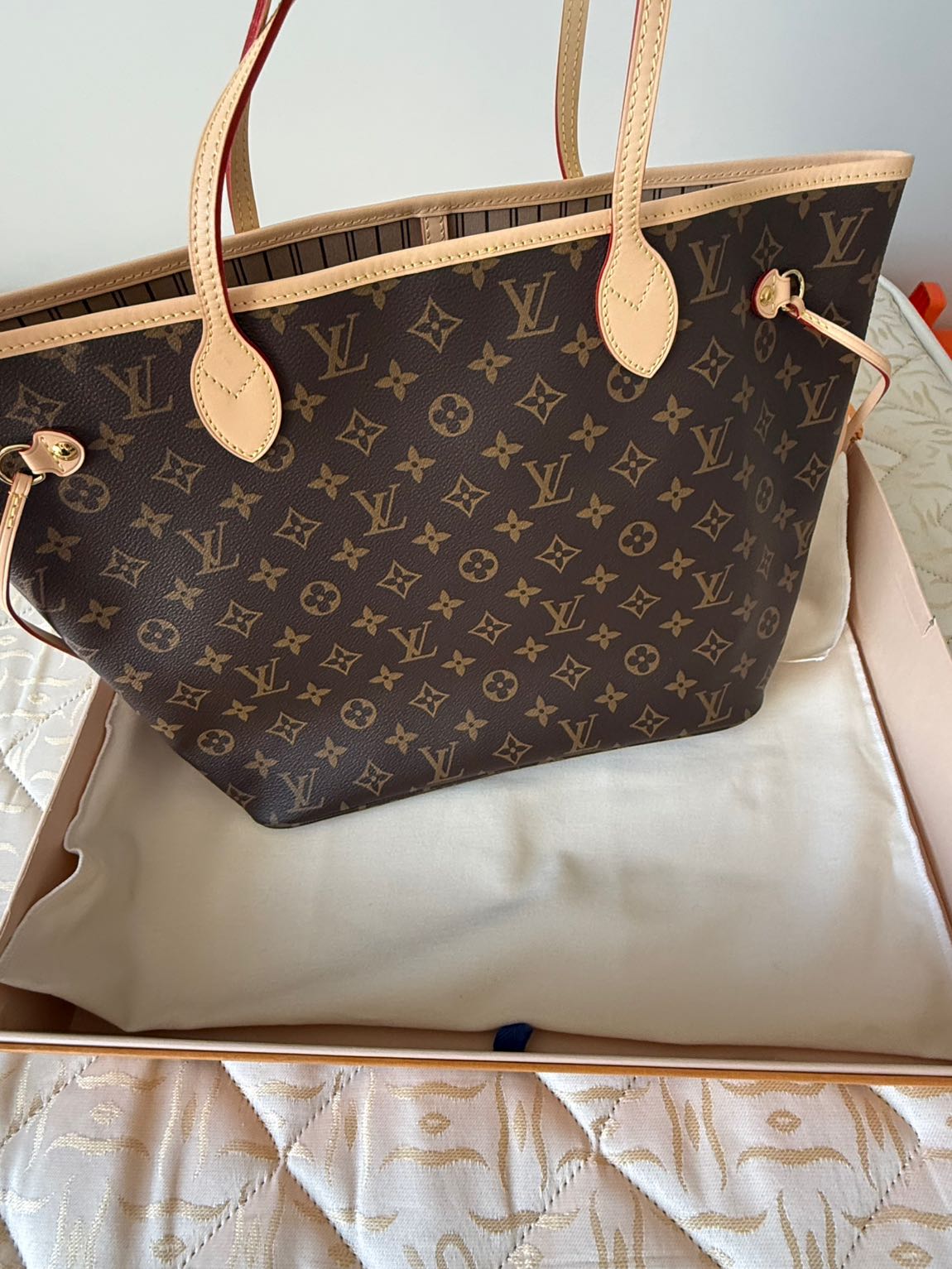 Louis Vuitton MM Neverfull — görsel 3/8