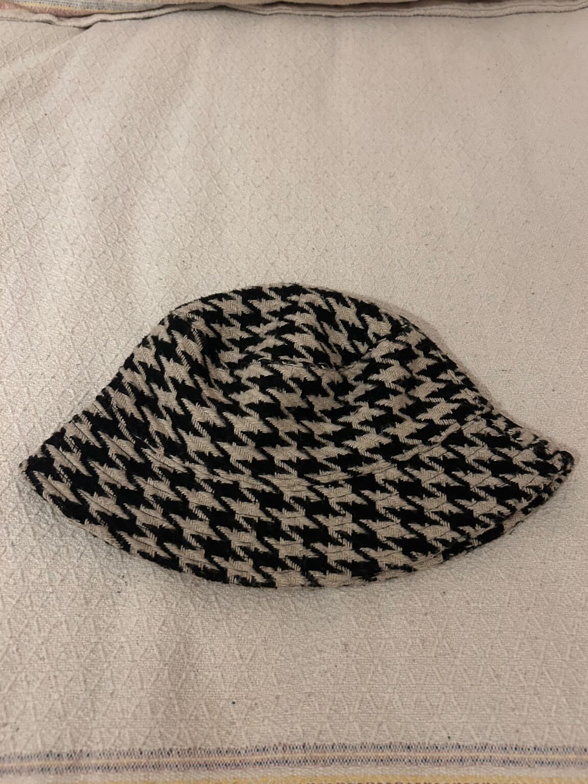 Desenli Bucket Şapka — görsel 2/3
