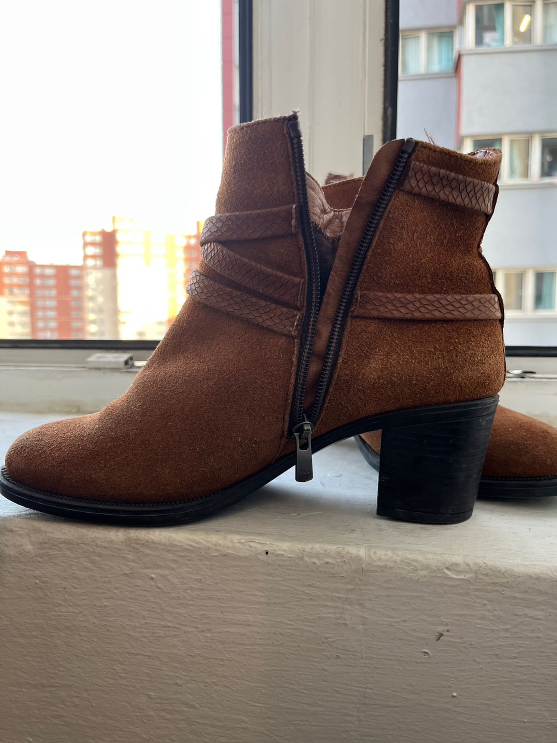 Süet Detaylı Postal — görsel 2/3
