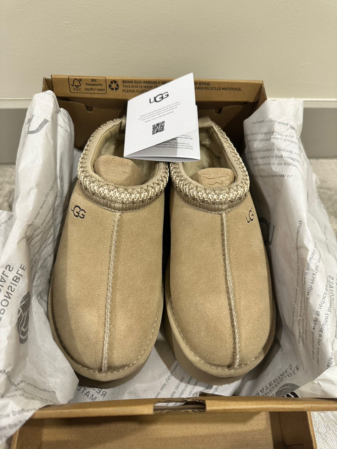 Ugg krem tazz terlik — görsel 4/7