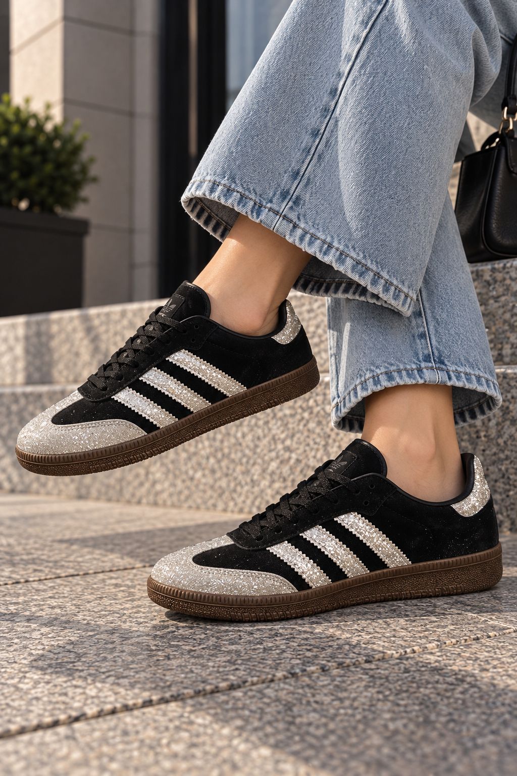 Adidas Samba Siyah Gümüş Simli Kadın — görsel 2/3