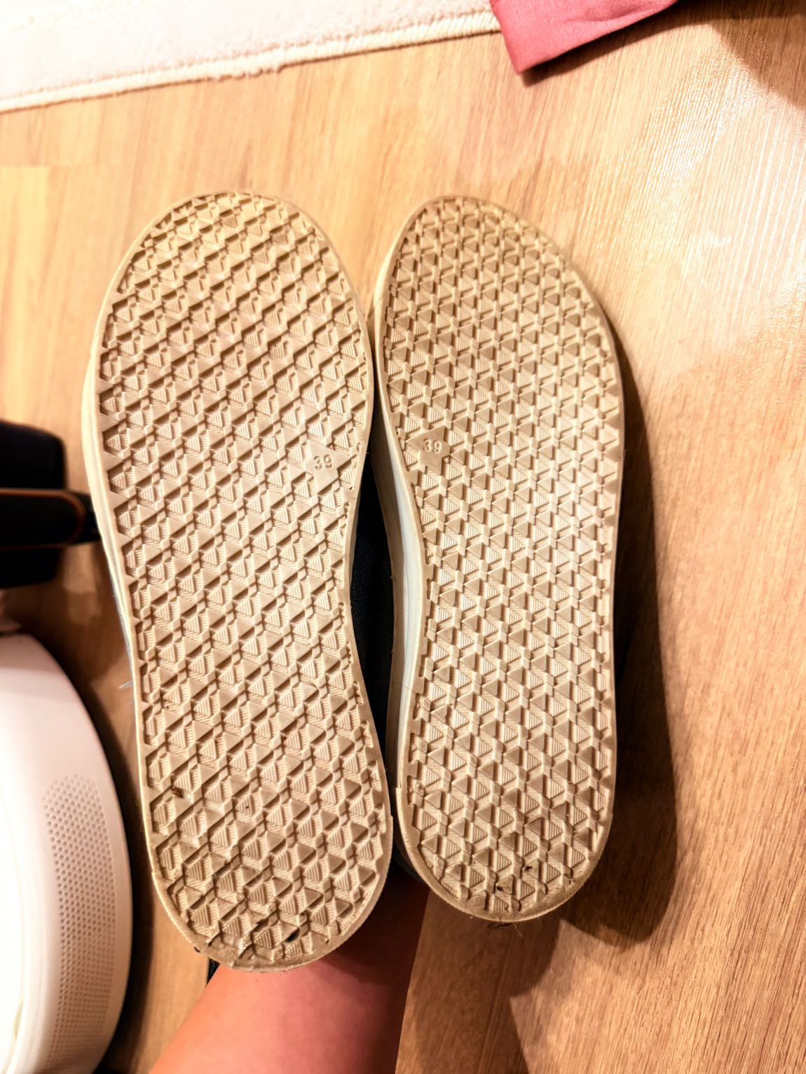 Kot Detaylı Sneaker — görsel 4/4