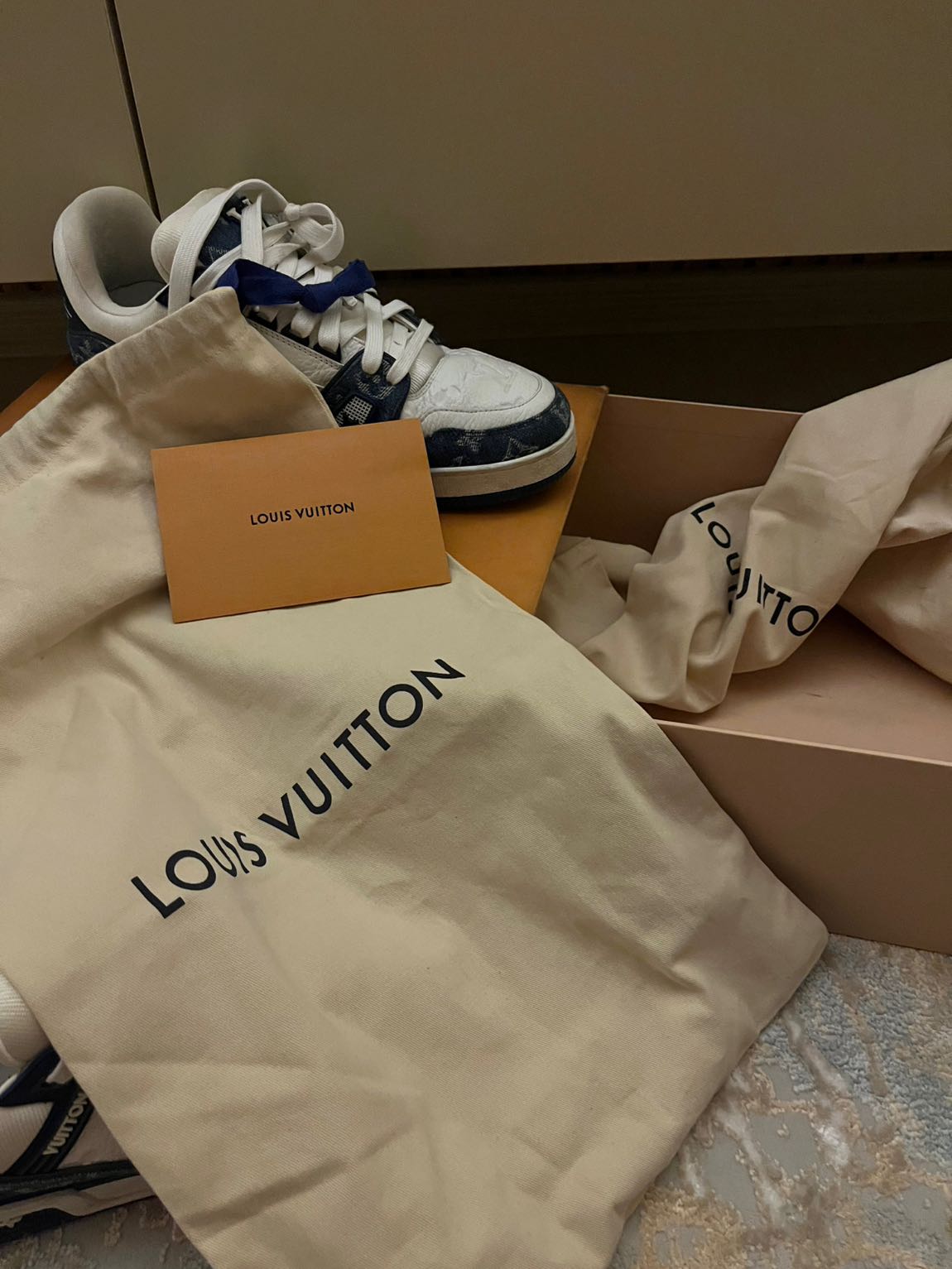 Louis Vuitton denim trainer — görsel 3/15