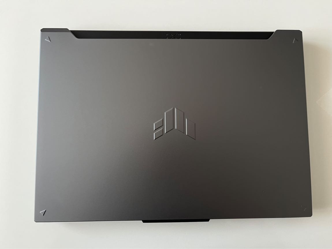 Laptop bilgisayar — görsel 3/9