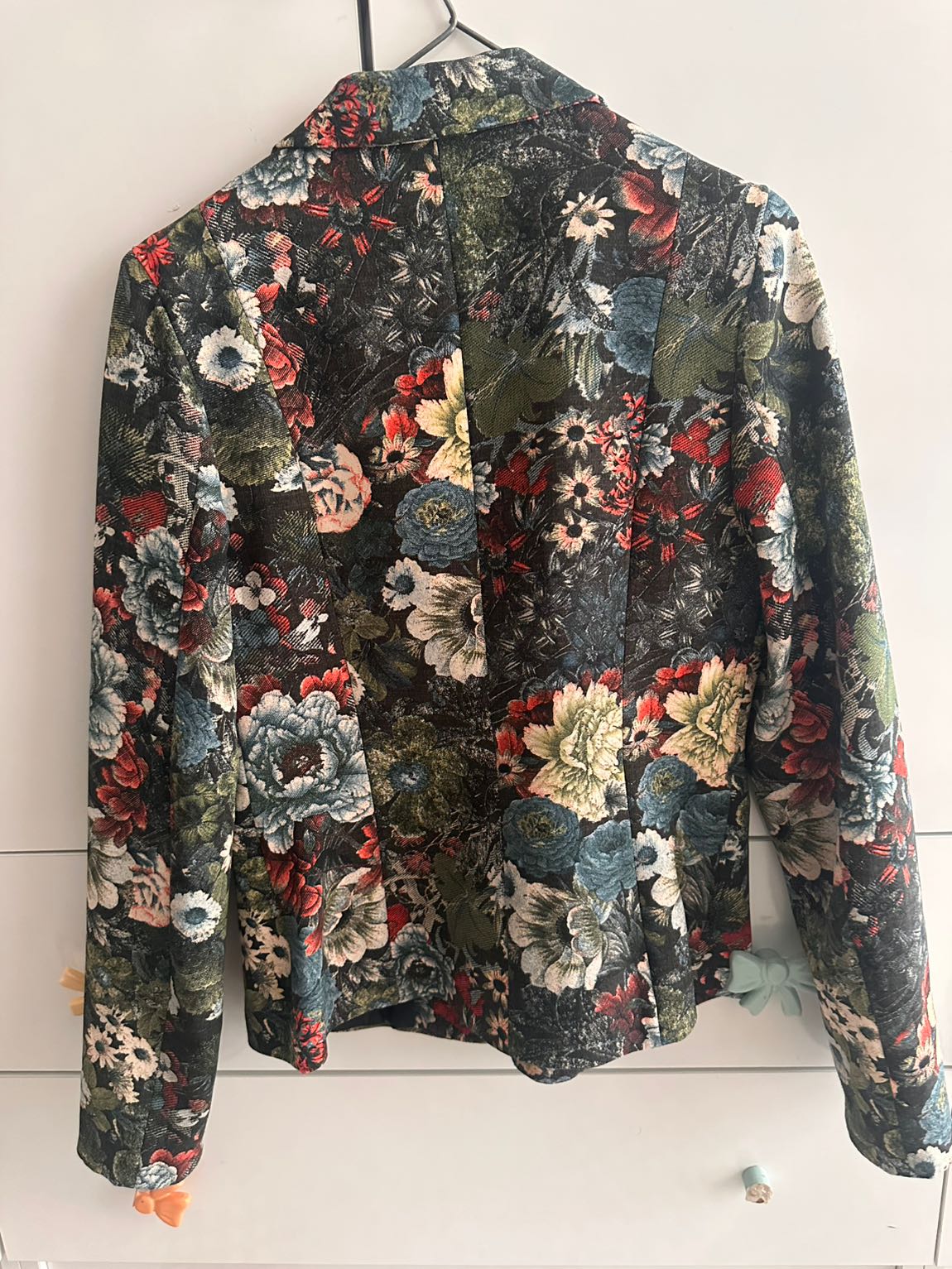 Batik Marka Çiçek Desenli Ceket — görsel 2/3