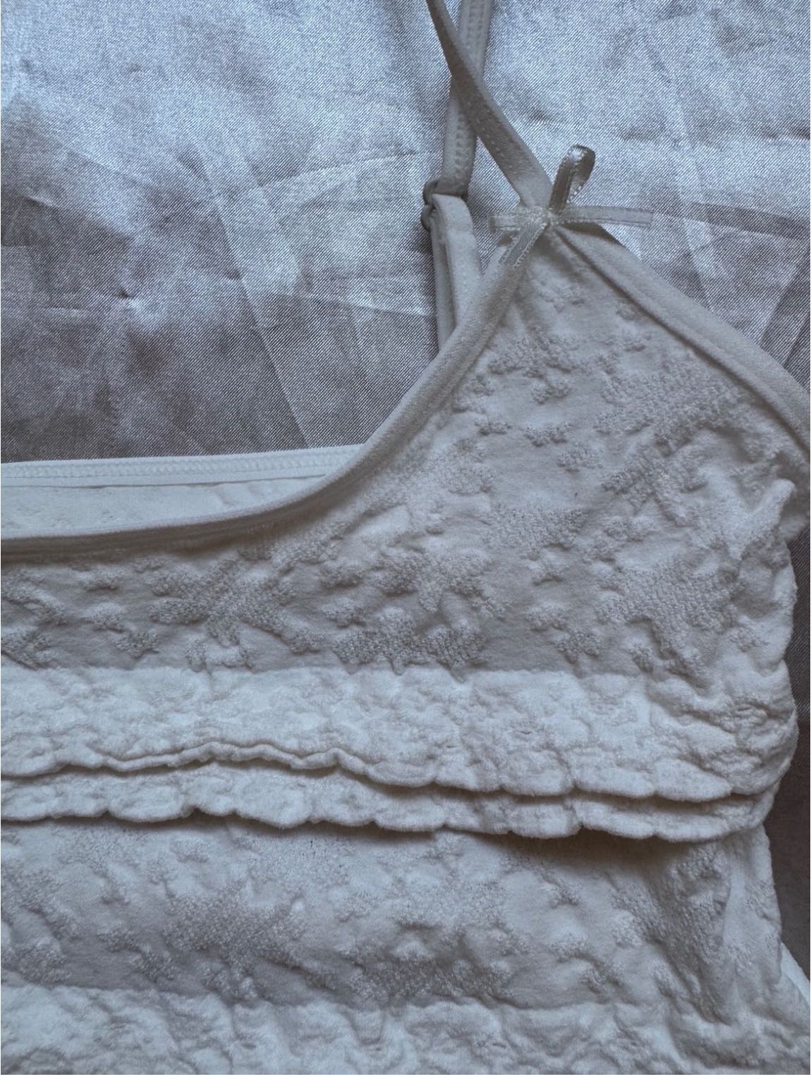 Urban Outfitters ruffle top — görsel 5/6