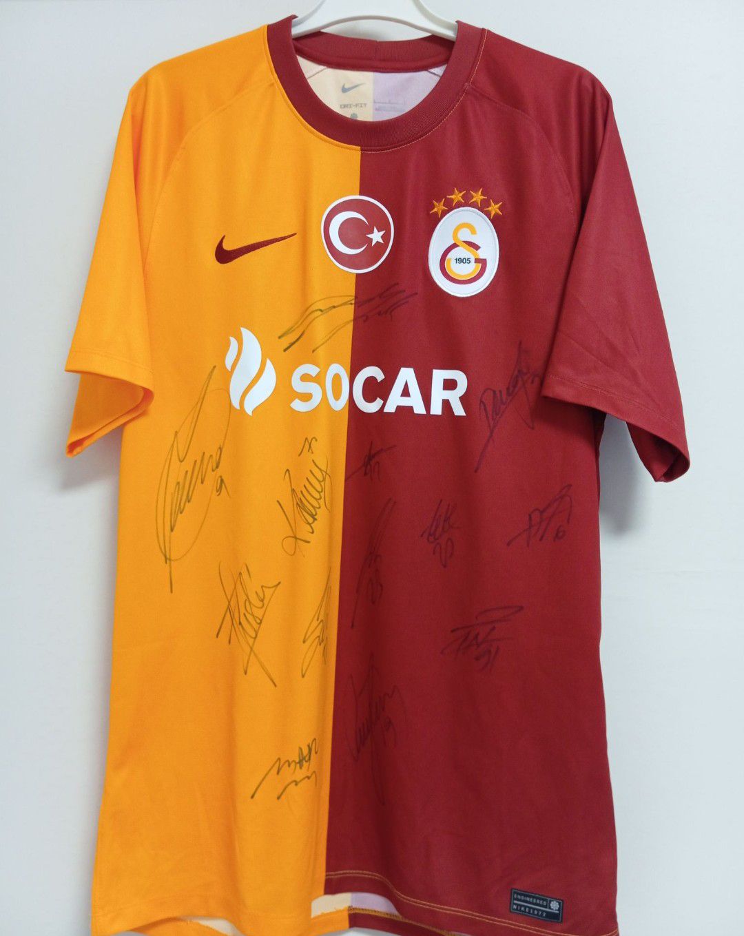 Galatasaray imzalı forma — görsel 7/7