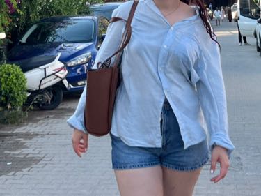Mavi Gömlek — görsel 7/8