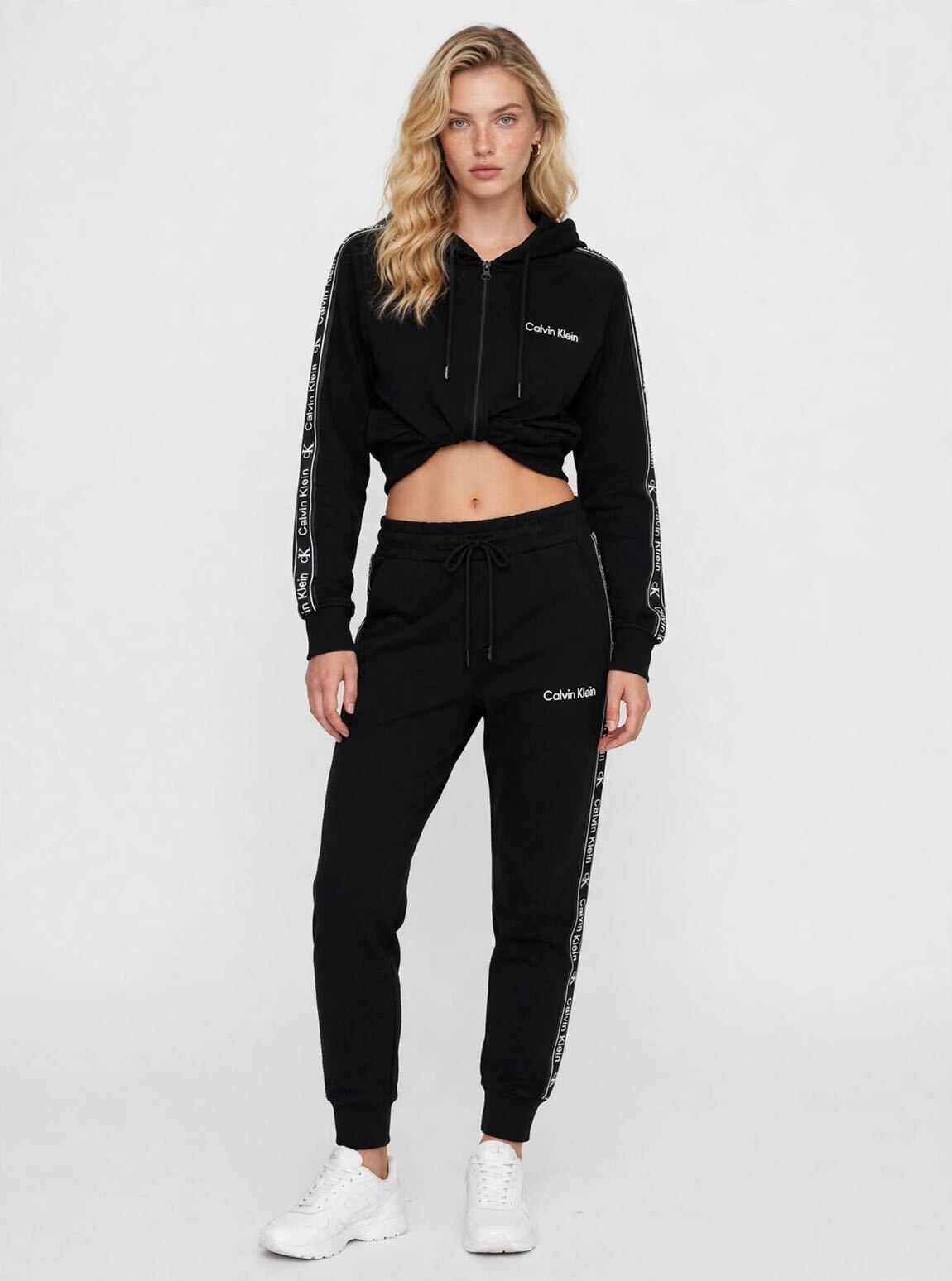 Calvin Klein takım — görsel 3/6