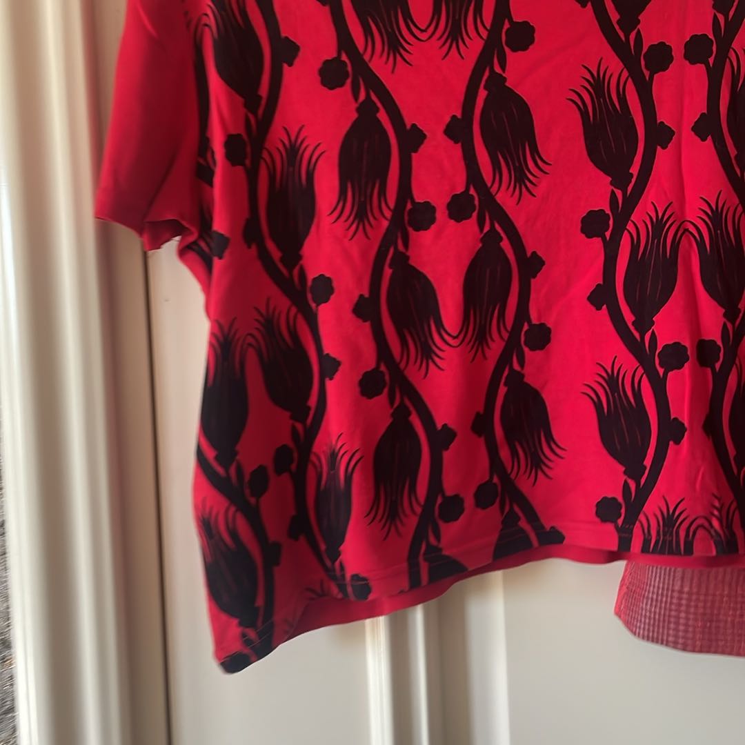 T-Shirt ve Etek Kombini — görsel 8/12