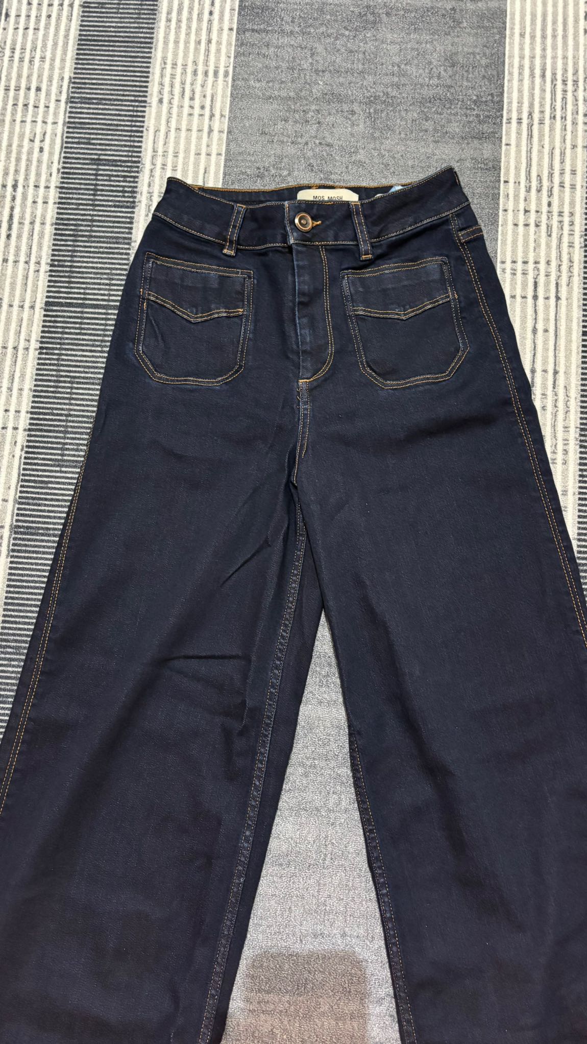Lacivert Geniş Paça Kot Pantolon — görsel 4/7