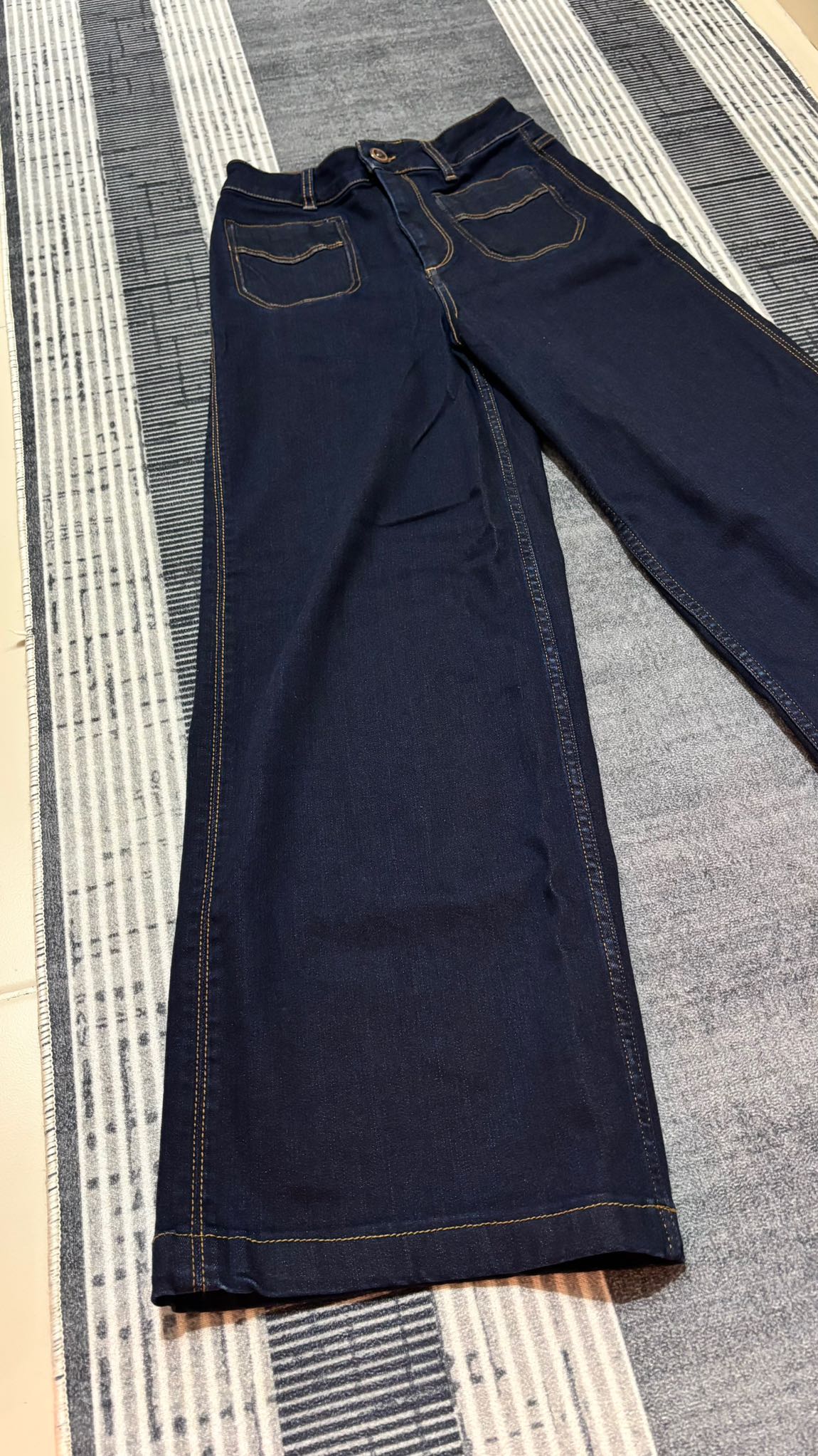 Lacivert Geniş Paça Kot Pantolon — görsel 7/7