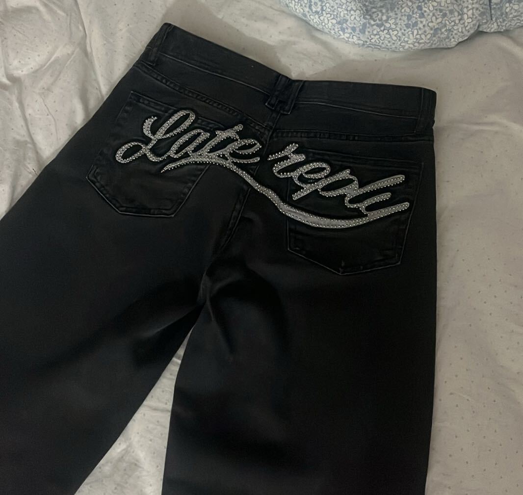 Bershka Siyah Yazılı Jean — görsel 4/7