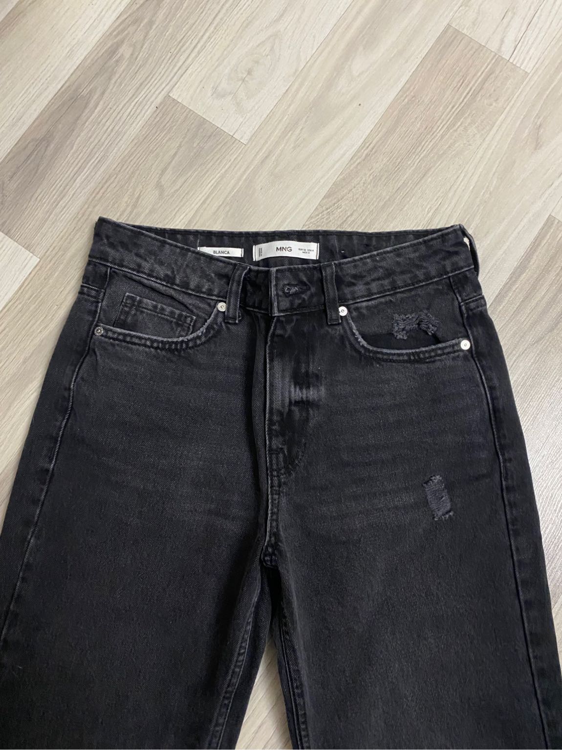 Mango Siyah Yırtık Jean — görsel 3/3