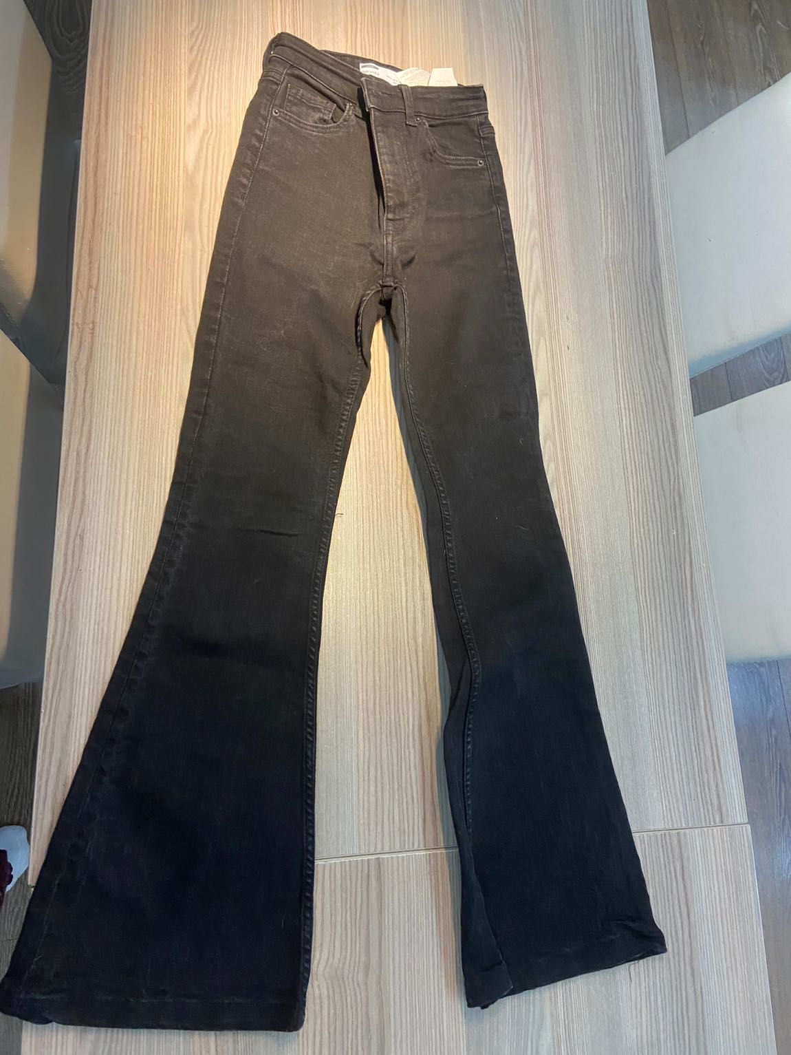 Bershka Siyah Jean Pantolon — görsel 2/4