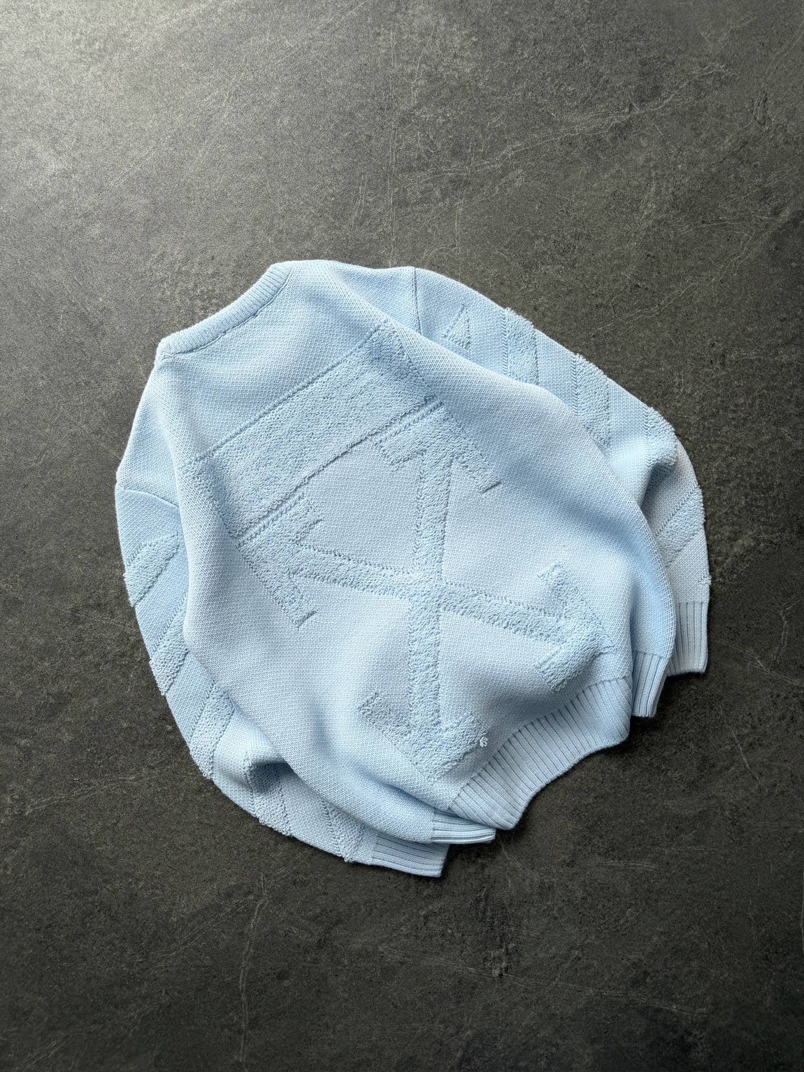 Off White Mavi Kazak — görsel 2/3