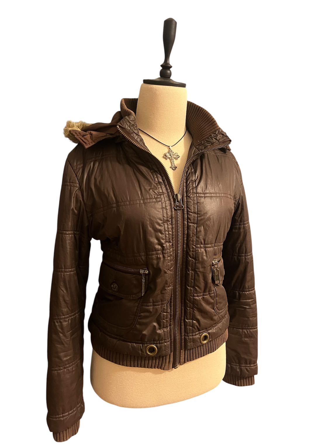 Bella Swan Fur Brown Mont — görsel 5/9