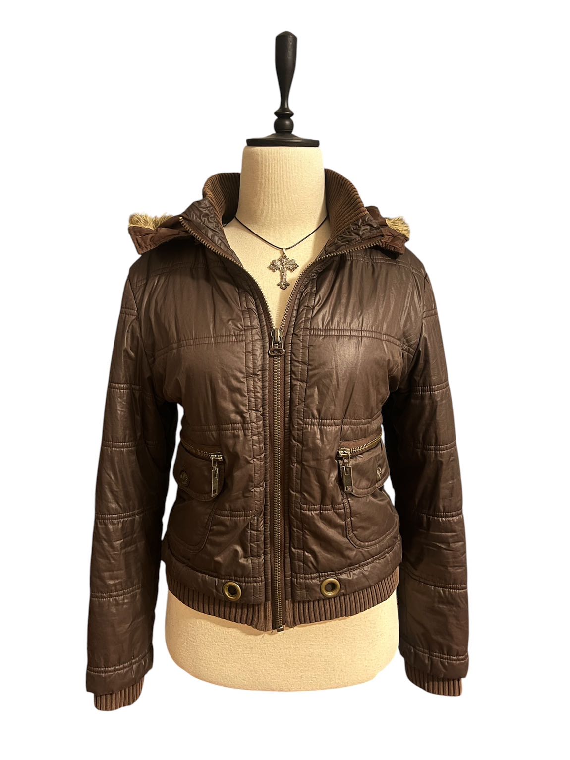 Bella Swan Fur Brown Mont — görsel 4/9