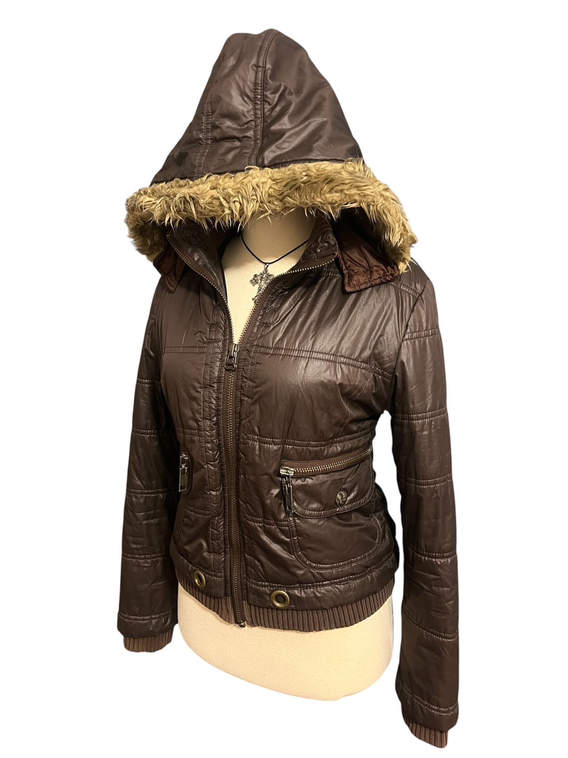 Bella Swan Fur Brown Mont — görsel 3/9
