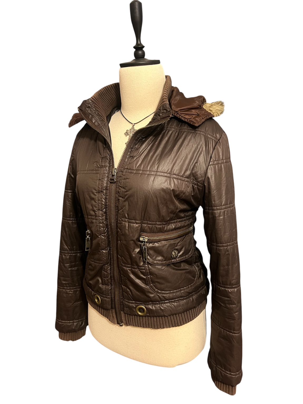 Bella Swan Fur Brown Mont — görsel 6/9