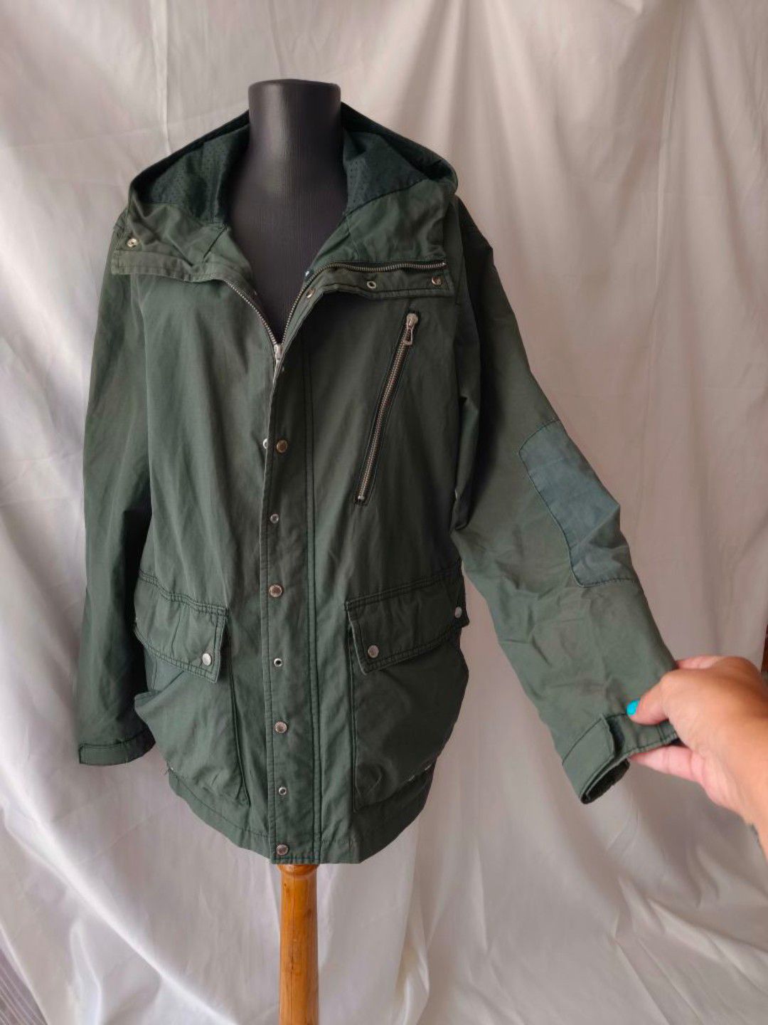 Pull Bear Kapşonlu Mont — görsel 4/14