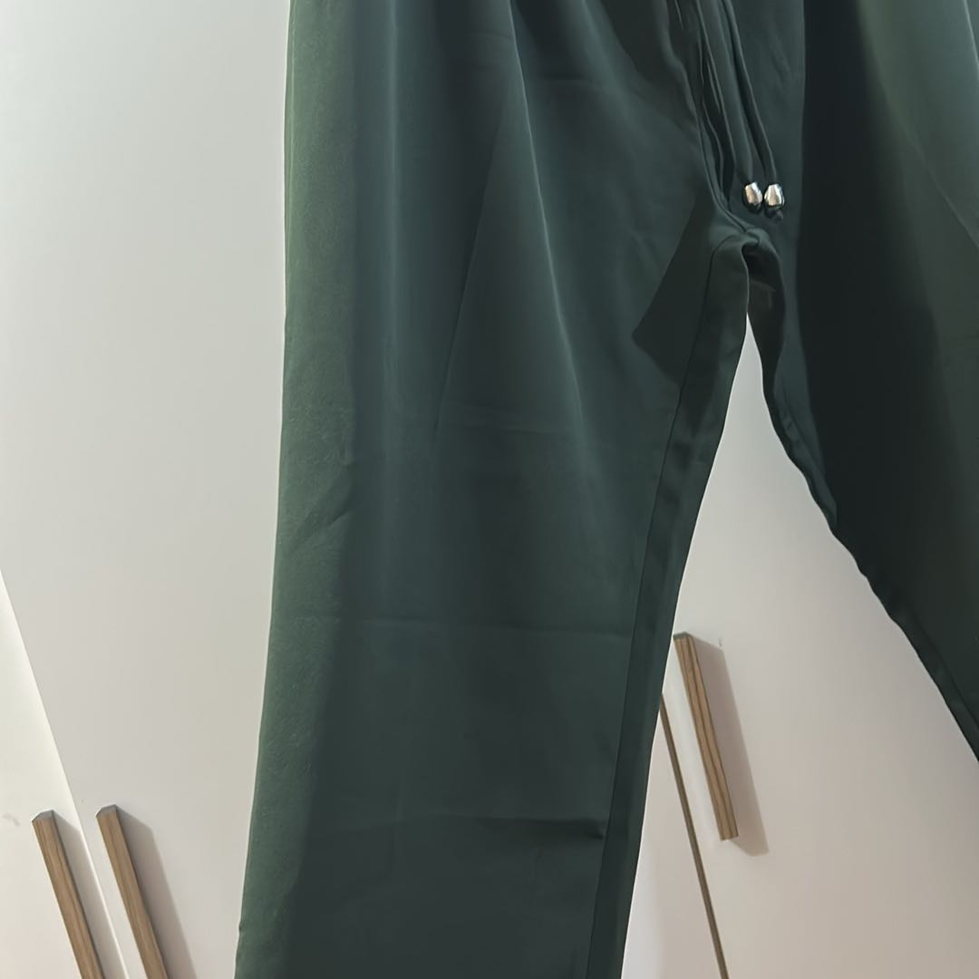 Yeşil Pantolon — görsel 2/6