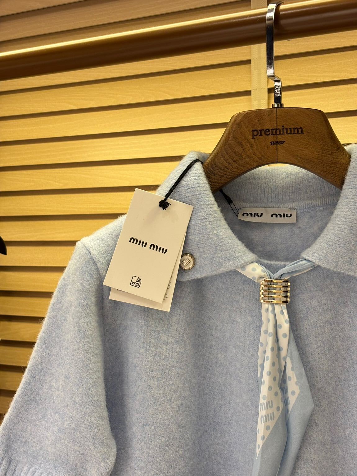 Miu Miu Polo Yaka Fularlı Yünlü T-shirt — görsel 2/5