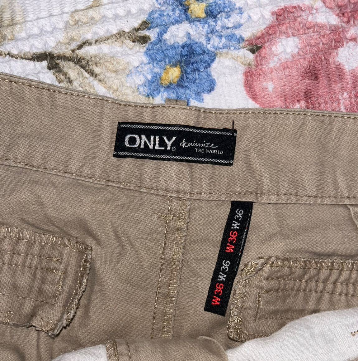 Y2k Vintage Micro Bej Şort — görsel 5/9