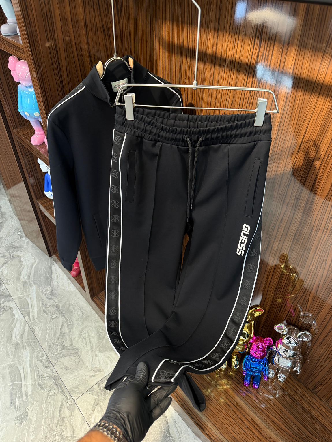 Guess Spor Eşofman Takımı — görsel 2/5